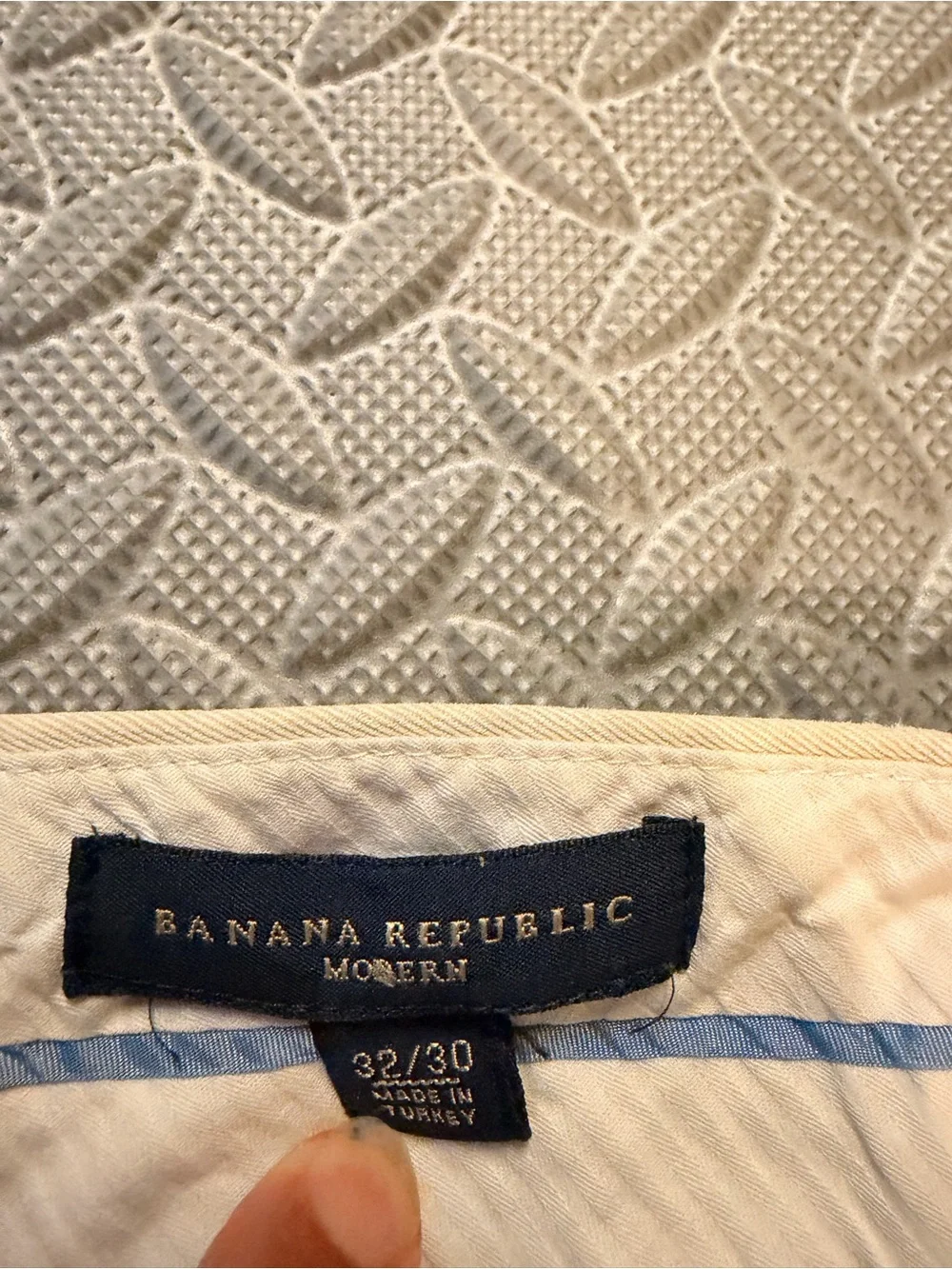 Banana Republic Men's Light Beige Chino Pants